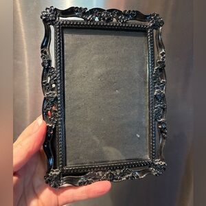 Ornate Black Baroque Picture Frame – Gothic Gallery Wall Decor 4x6